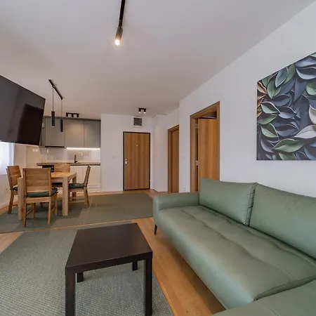 Rei Lux Apart Otel *